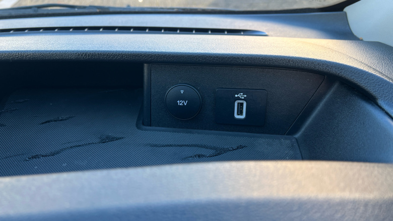 Ford Transit Custom 300 L1 Diesel Fwd 2.0 EcoBlue 130ps Low Roof Limited Van